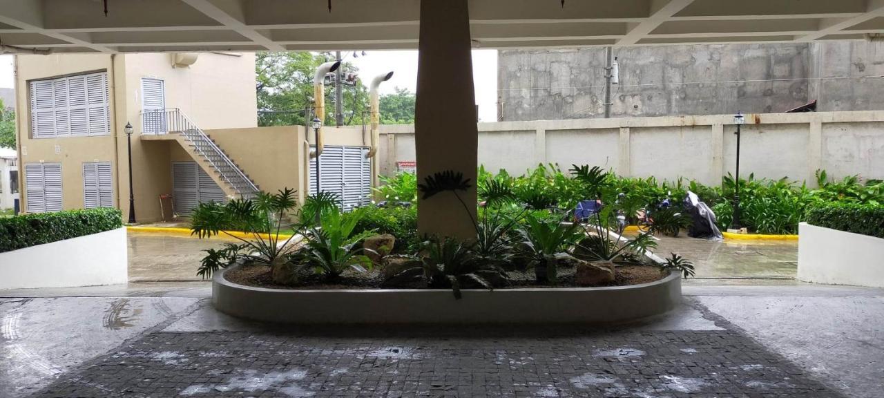 The Persimmon Studios Cebu Stadt Exterior foto